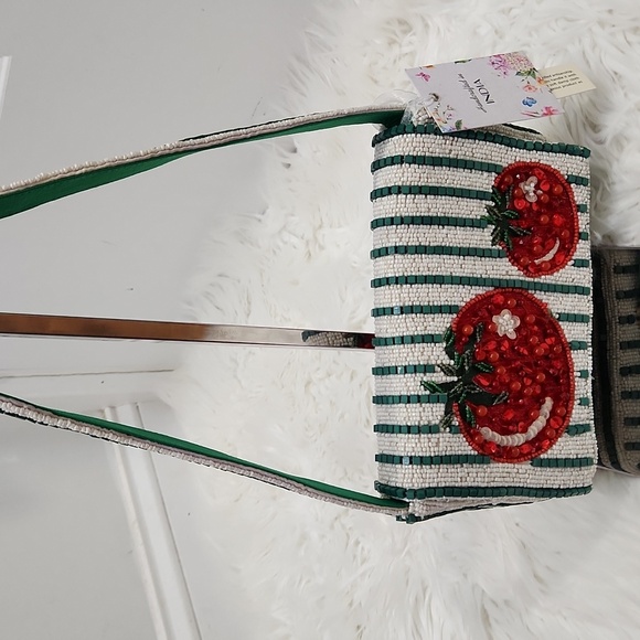 🔹️Made In India Beaded Handcrafted Tomato Design Handbag ✨️🍅 - Picture 3 of 9